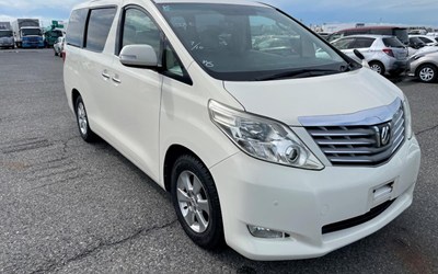 2009 NEW SHAPE  TOYOTA ALPHARD CAMPER ~~OFF GRID SOLAR ~~FRIDGE/FREEZER~