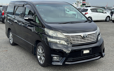 2011 GOLD 2 TOYOTA VELLFIRE CAMPER~OFF GRID SOLAR~LOW MILES