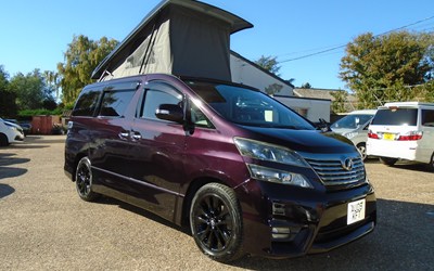 2009 TOYOTA  VELLFIRE CAMPER~~FRIDGE/FREEZER~~OFF GRID SOLAR~ONLY 42K MILES !!