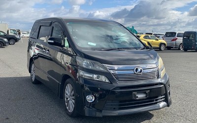  2012 TOYOTA VELLFIRE   CAMPER~FRIDGE/FREEZER~~OFF GRID SOLAR~ULEZ FREE