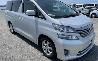 2008 TOYOTA VELLFIRE CAMPER ~~OFF GRID SOLAR~~HIGH GRADE 4.5 ~LOW MILES