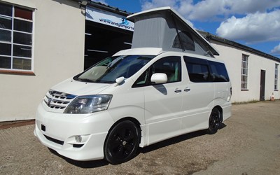 2007 TOYOTA ALPHARD CAMPER ~~OFF GRID SOLAR ~~~ULEZ FREE