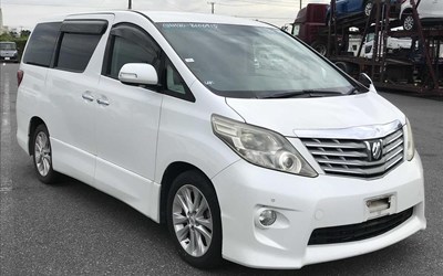 2010   TOYOTA ALPHARD CAMPER~FRIDGE/FREEZER~~OFF GRID SOLAR~LOW MILES !!