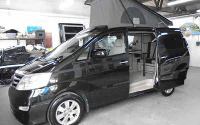 2007 TOYOTA ALPHARD CAMPER~FRIDGE/FREEZER~~OFF GRID SOLAR~ULEZ FREE