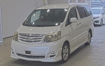 2008 TOYOTA ALPHARD CAMPER ~~OFF GRID SOLAR ~~FRIDGE/FREEZER~~ULEZ FREE